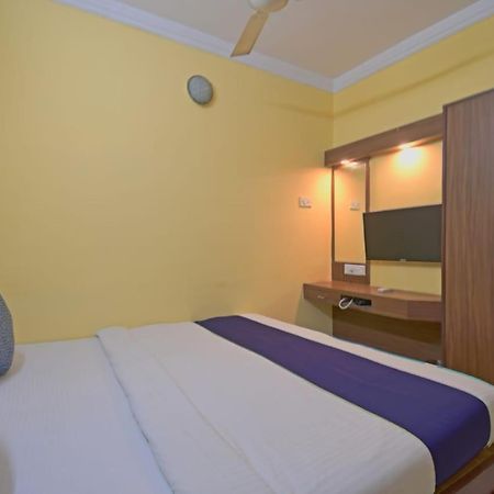 Hotel Jingle Inn Kolkata Exterior photo